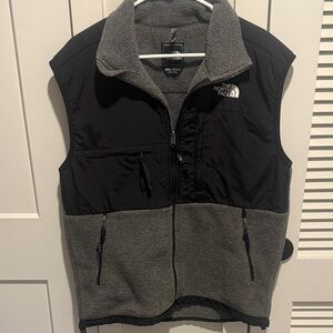The North Face Men's Black and Gray Fleece Vest